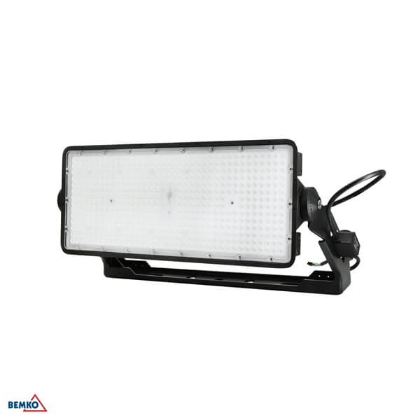LED REFLEKTOR 500W 5000K STADIUM IP66 80000lm 60X60 CRNI